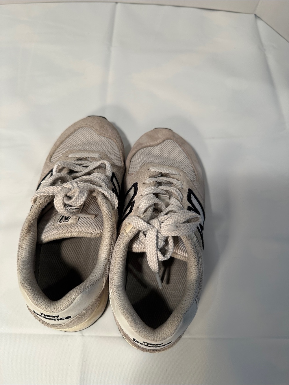 New Balance Kids Neutral Beige and Gray Lace-Up Sneakers size 2.5 - Picture 11 of 15